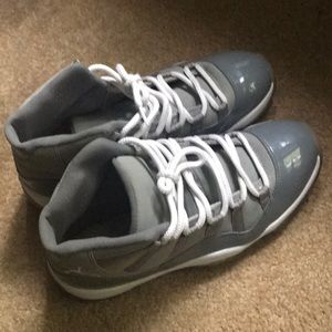 Jordan cool grey 11